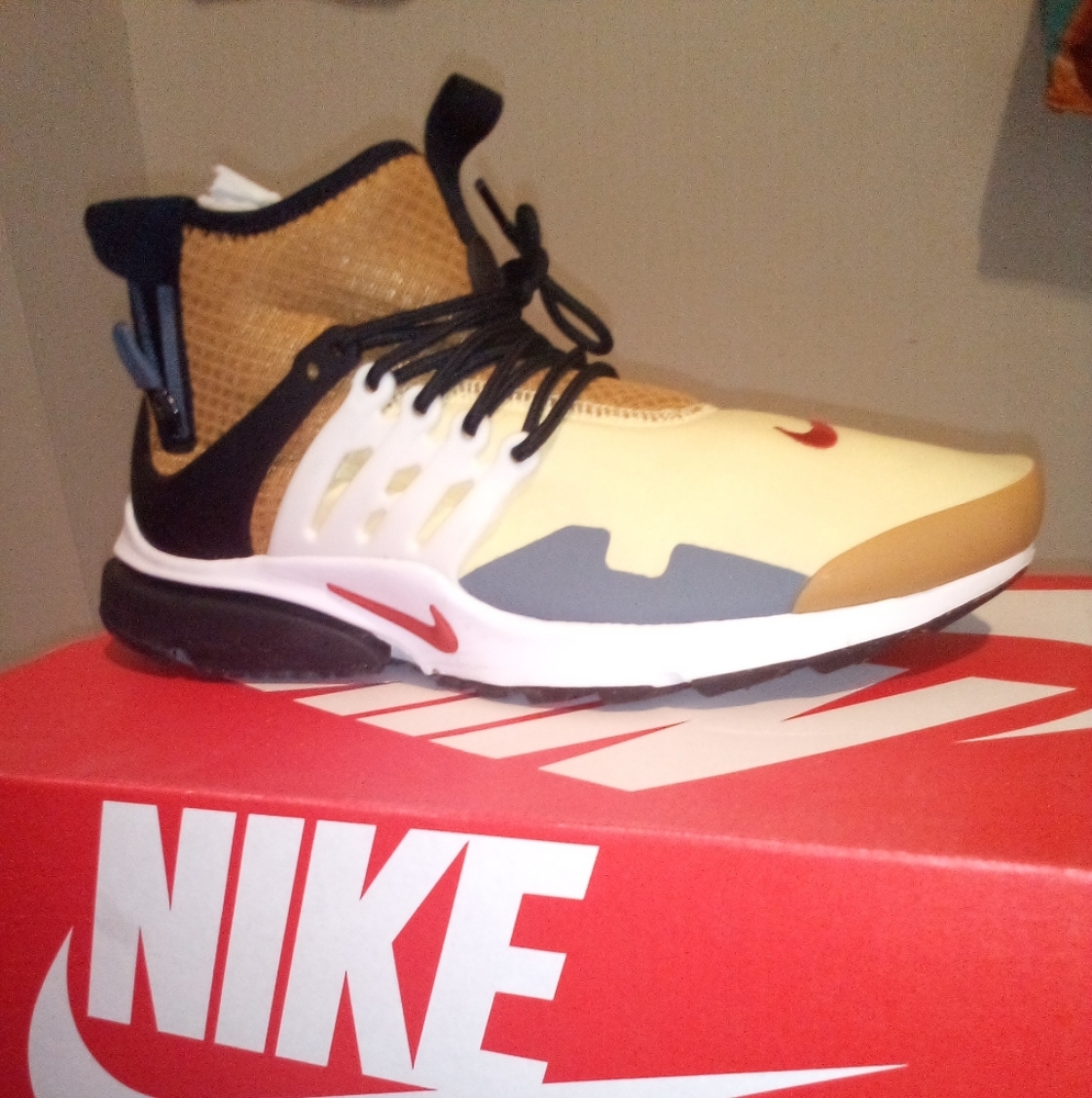 Mens Nike sneakers
